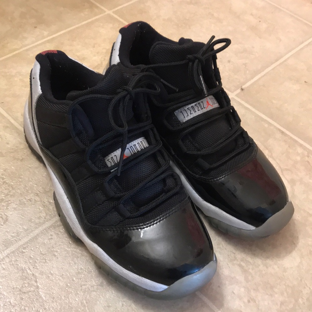 Jordan 11 lows